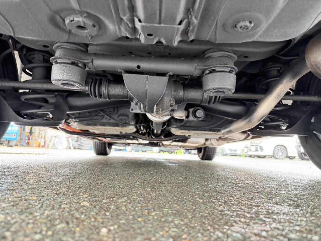 ホンダ シャトル ハイブリッド 4WD