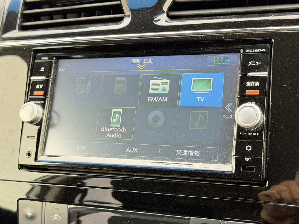 ニッサン セレナ 20X Vｾﾚｸｼｮﾝ+ｾｰﾌﾃｨ 4WD