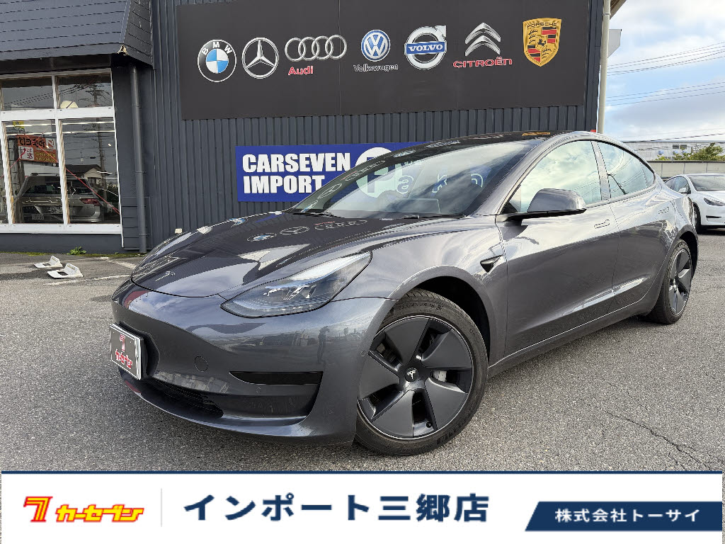 その他輸入車 テスラ モデル３