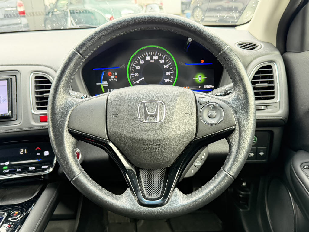 ホンダ ヴェゼルＨＶ ﾊｲﾌﾞﾘｯﾄﾞX 4WD