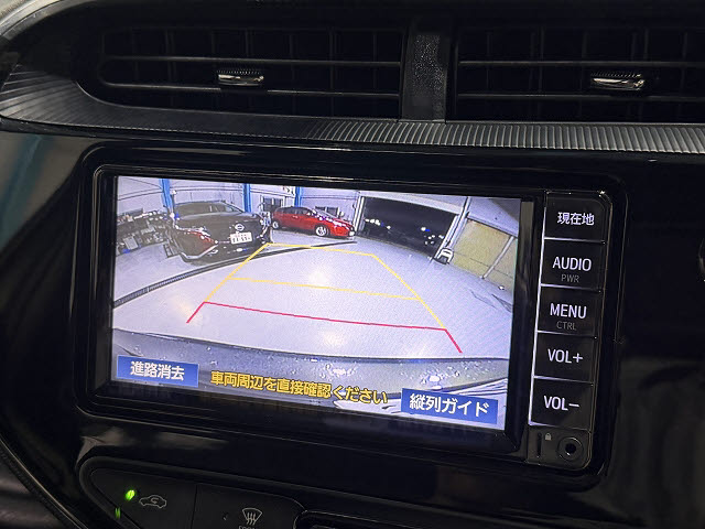 トヨタ アクア クロスオーバー　グラム