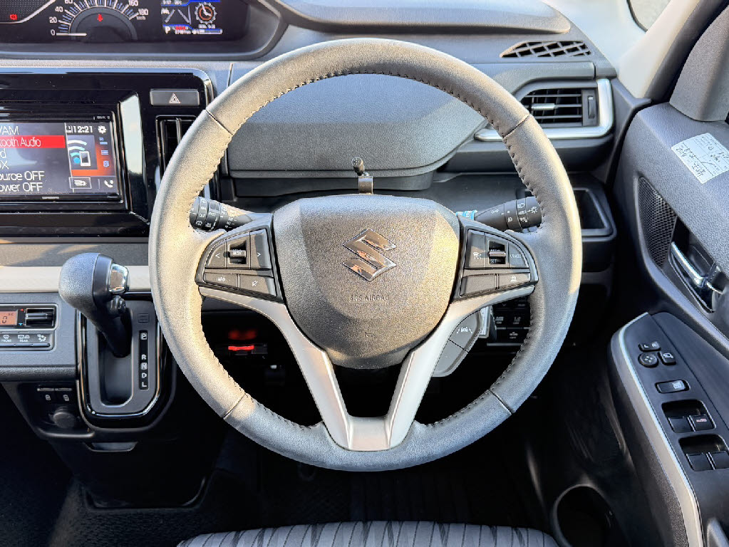 スズキ ソリオ HYBRID MZ 4WD