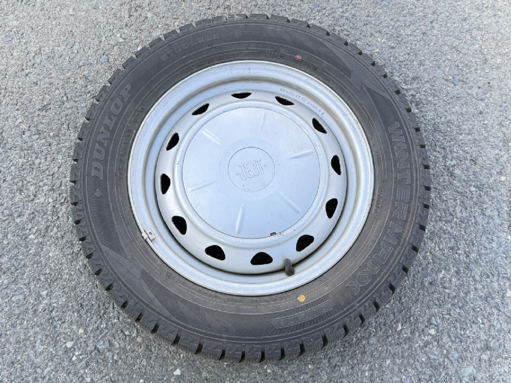 ニッサン ノート 15X FOUR