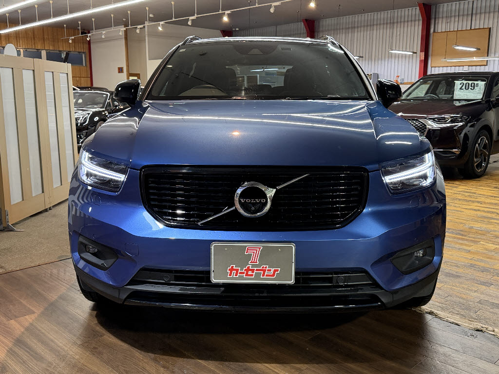 ボルボ ボルボ ＸＣ４０ B4 AWD ｲﾝｽｸﾘﾌﾟｼｮﾝ
