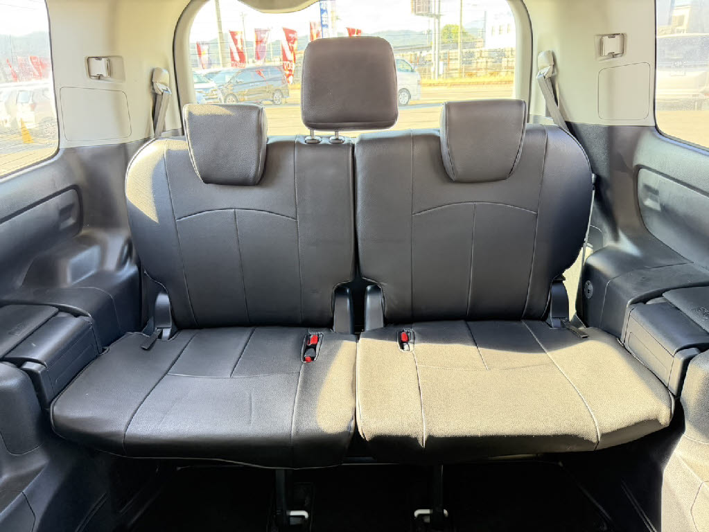 トヨタ ノア Si 4WD
