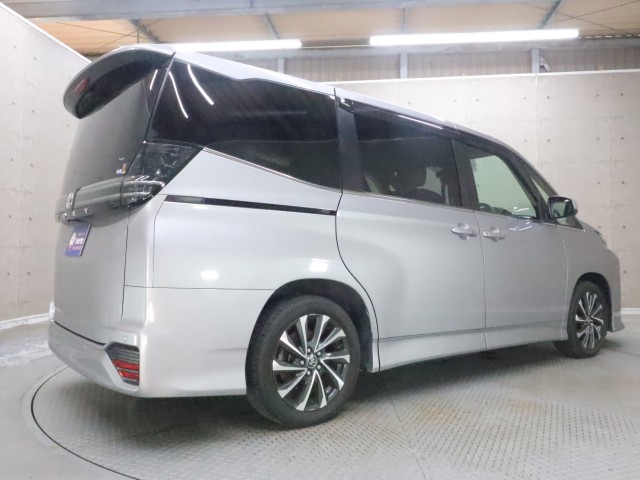 トヨタ ヴォクシー Ｓ-Ｚ