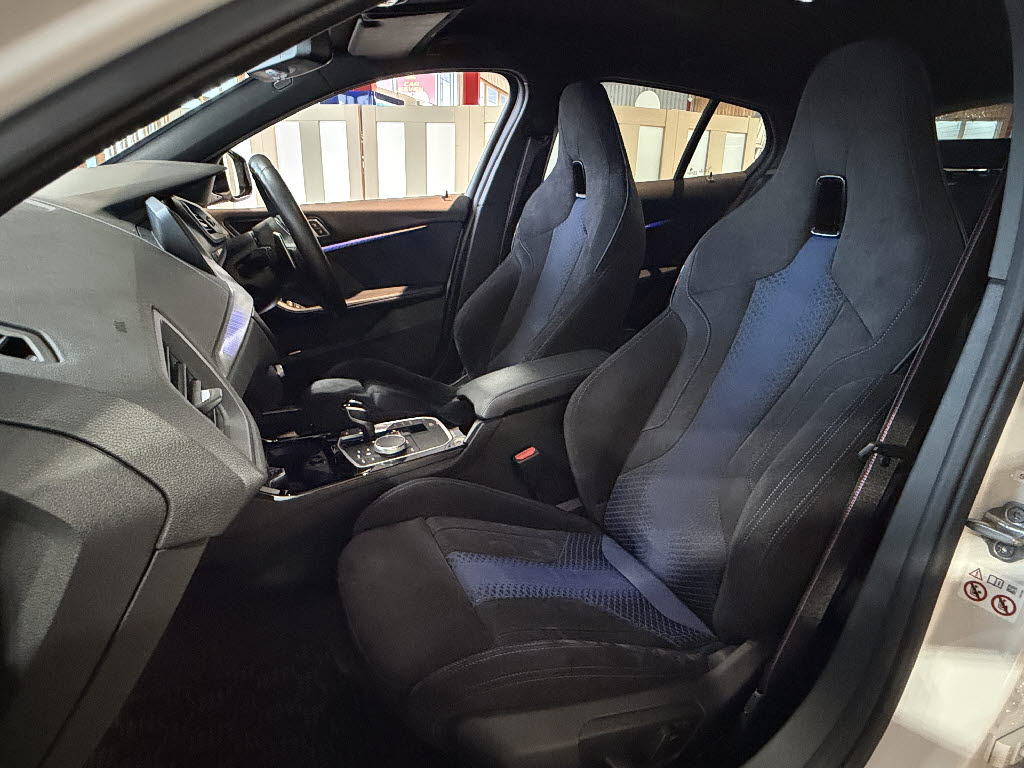 ＢＭＷ ＢＭＷ １シリーズ M135i Xﾄﾞﾗｲﾌﾞ