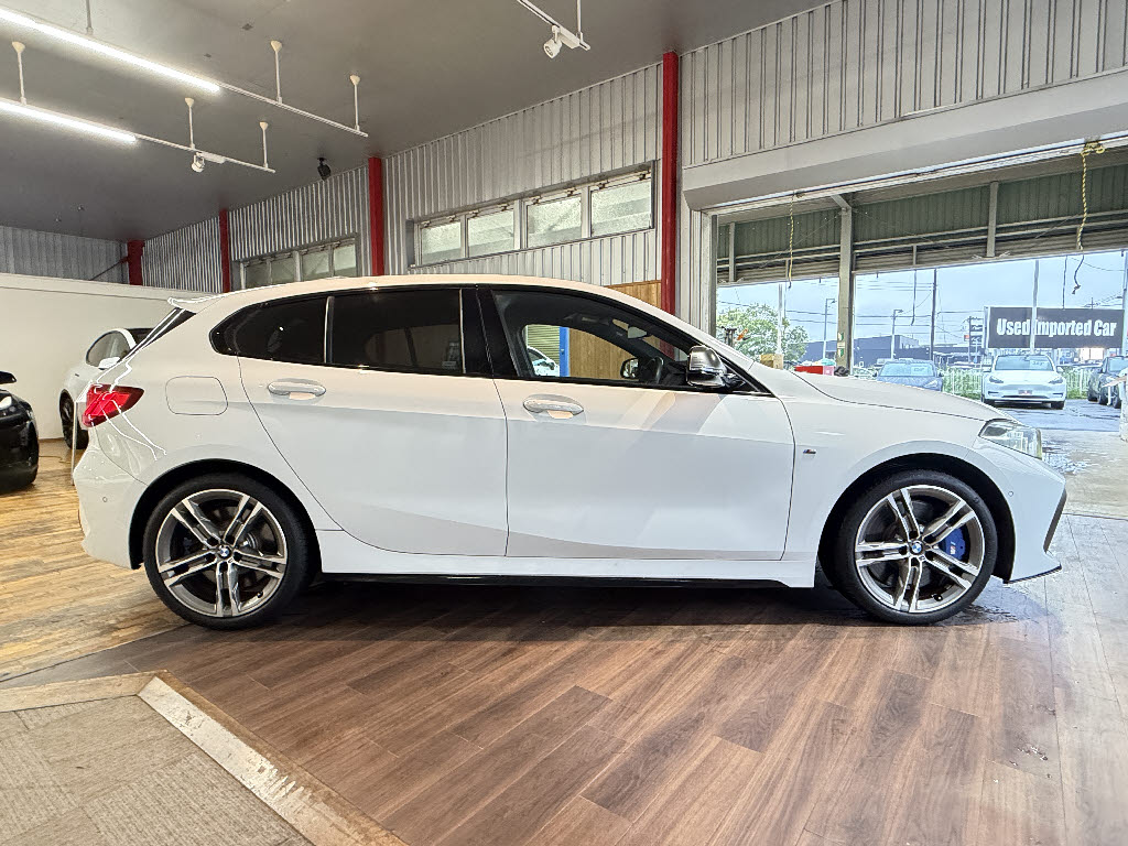 ＢＭＷ ＢＭＷ １シリーズ M135i Xﾄﾞﾗｲﾌﾞ