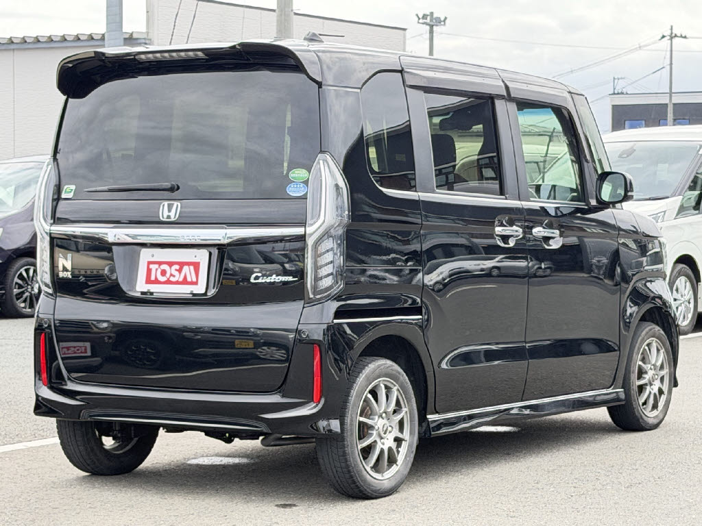 ホンダ Ｎ　ＢＯＸカスタム G・Lホンダセンシング 4WD