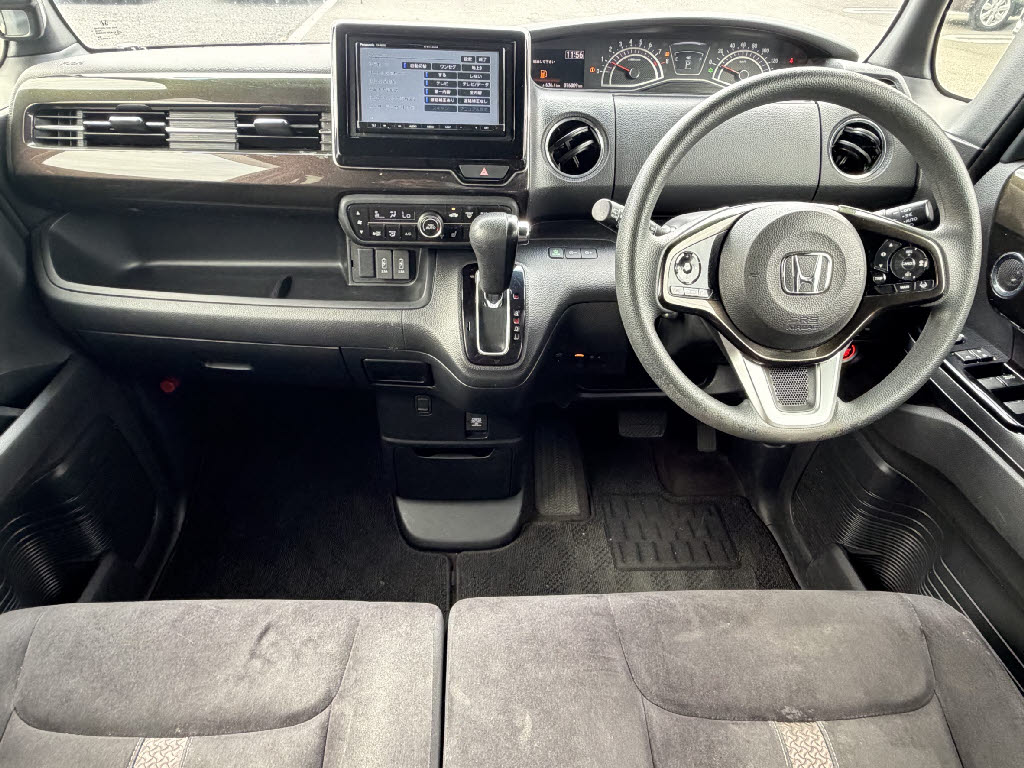 ホンダ Ｎ　ＢＯＸカスタム G・Lホンダセンシング 4WD